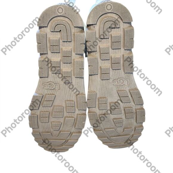 UGG Women's Lug Boot White, Size 9.5, - Picture 6 of 12